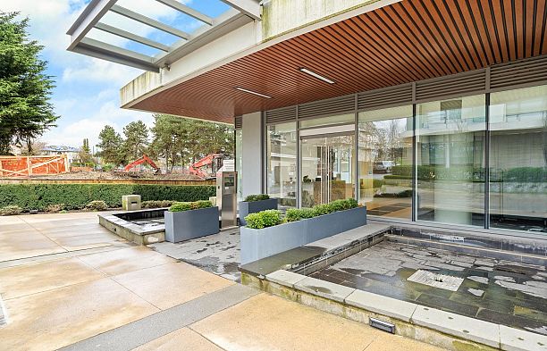 2407 8189 Cambie Street Marpole