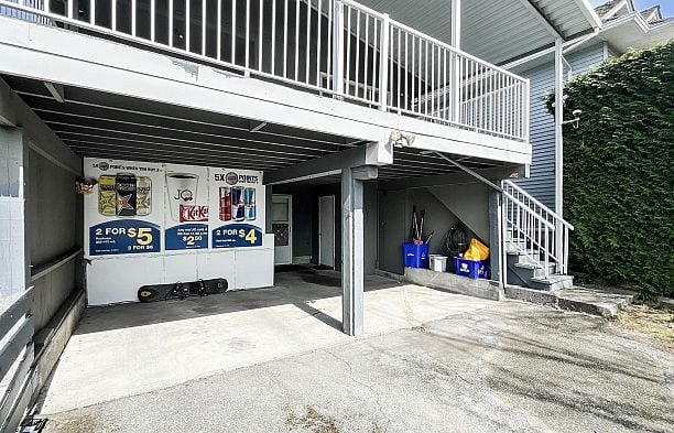 1420 Park Drive Marpole