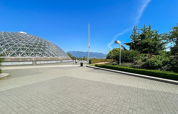 219 W 42nd Avenue Oakridge VW
