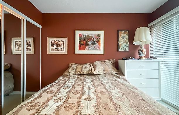 326 Greensboro Place South Cambie