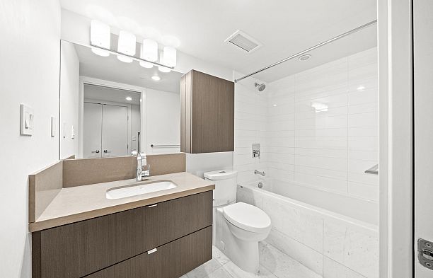 2407 8189 Cambie Street Marpole