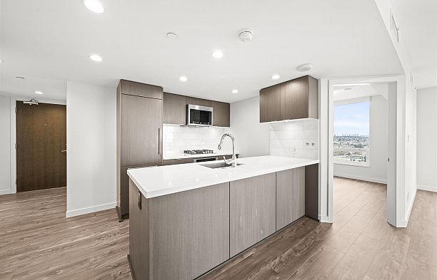 2407 8189 Cambie Street Marpole