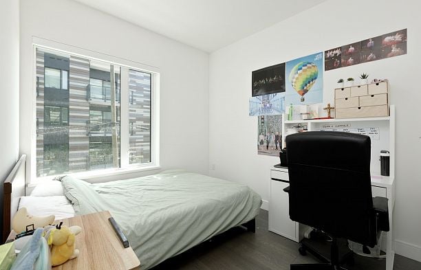 205 488 W 58th Avenue South Cambie