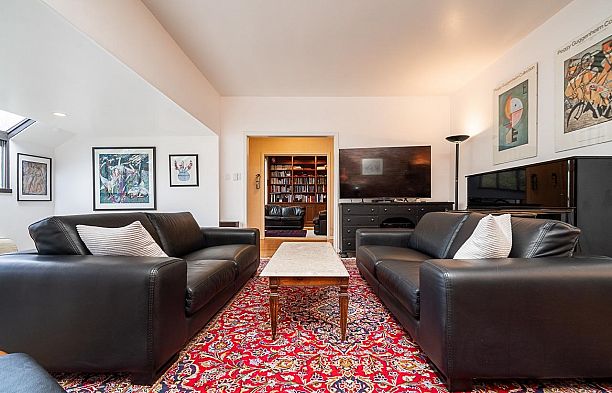 4338 W 2nd Avenue Point Grey