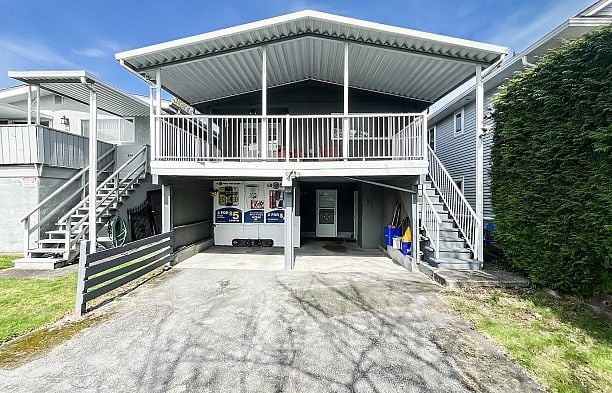 1420 Park Drive Marpole