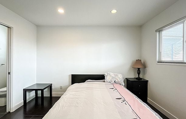 1420 Park Drive Marpole