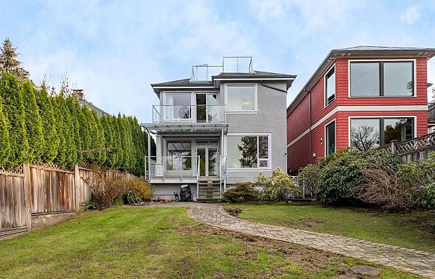 4341 W 3rd Avenue Point Grey