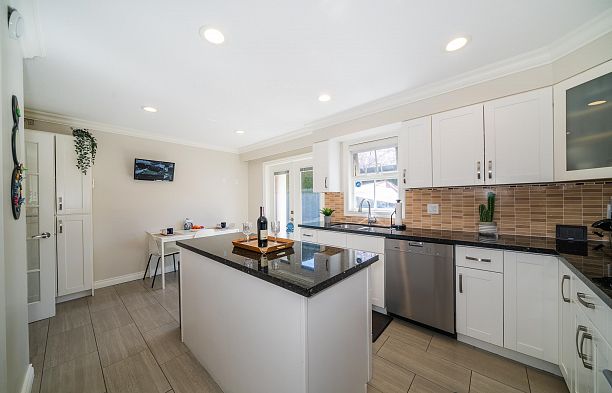 4049 W 27th Avenue Dunbar