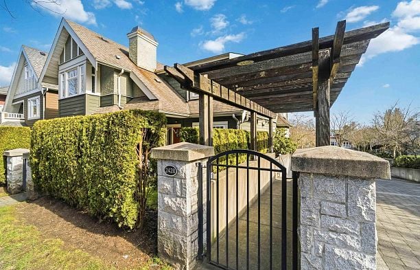 2420 Sasamat Street Point Grey