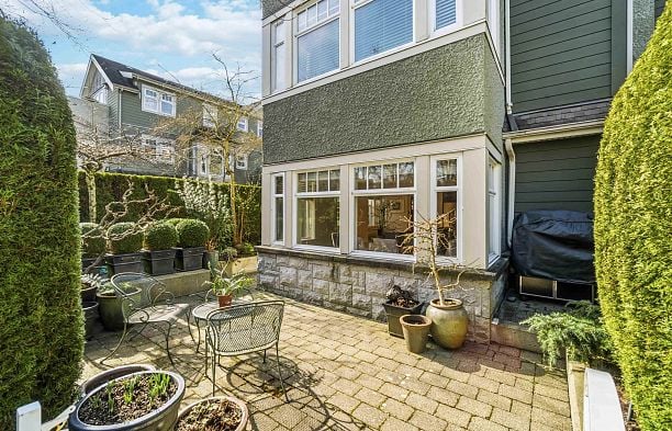 2420 Sasamat Street Point Grey