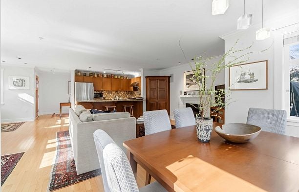 2420 Sasamat Street Point Grey