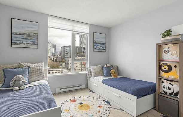 706 1650 W 7th Avenue Fairview VW