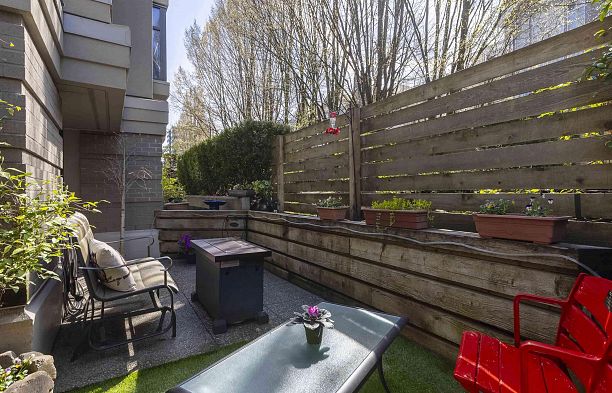 E102 628 W 12th Avenue Fairview VW