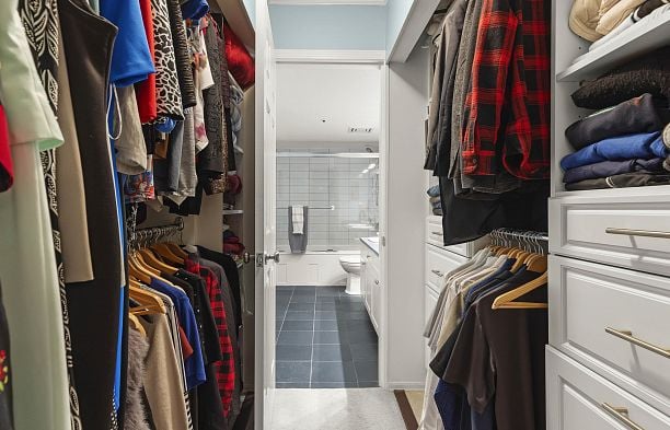 E102 628 W 12th Avenue Fairview VW