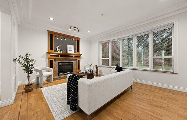 4087 SW Marine Drive Southlands