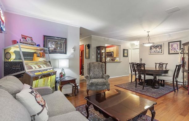 E102 628 W 12th Avenue Fairview VW