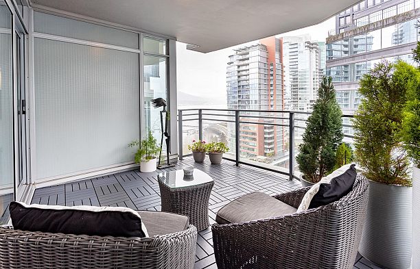 1604 1205 W Hastings Street Coal Harbour