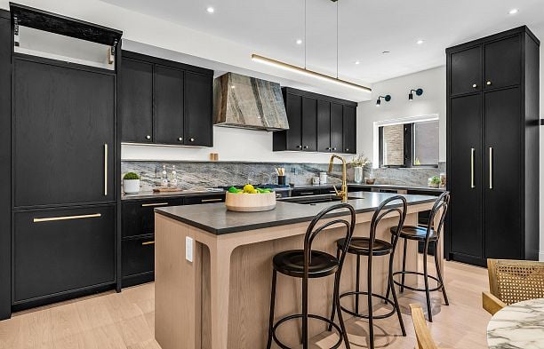 3 4088 Maple Crescent Quilchena