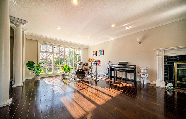 4049 W 27th Avenue Dunbar