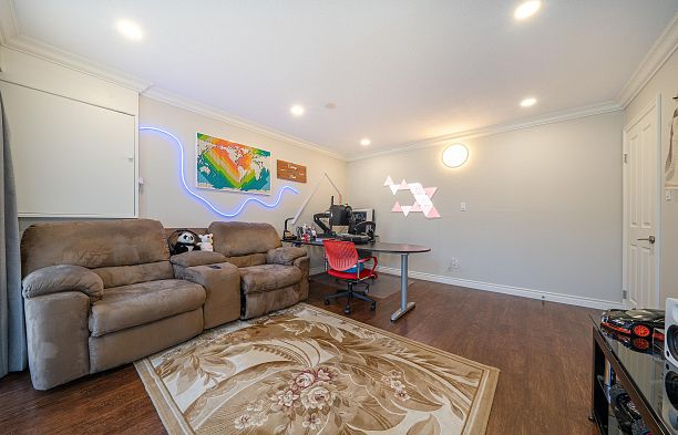 4049 W 27th Avenue Dunbar