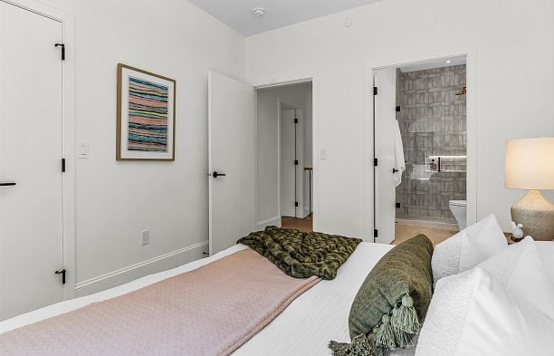 3 4088 Maple Crescent Quilchena