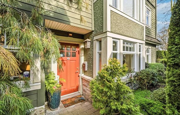 2420 Sasamat Street Point Grey