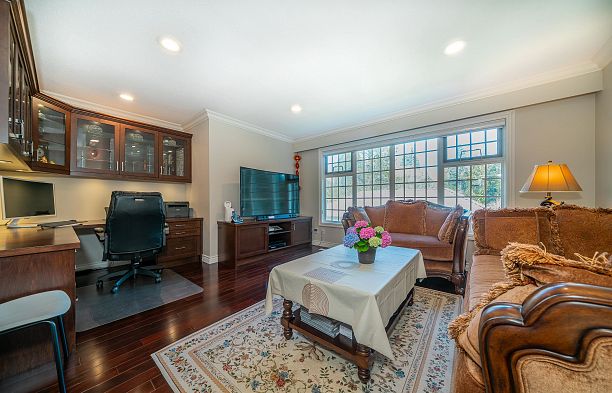 4049 W 27th Avenue Dunbar