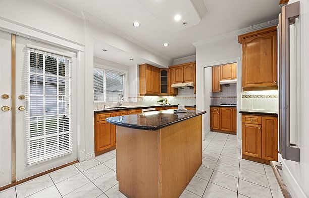 4087 SW Marine Drive Southlands