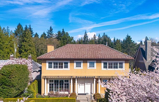 4049 W 27th Avenue Dunbar