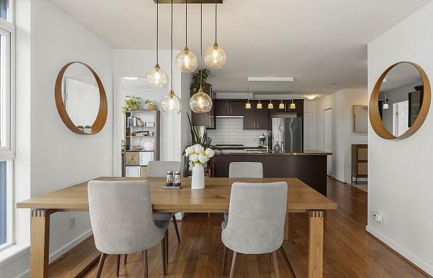 706 1650 W 7th Avenue Fairview VW