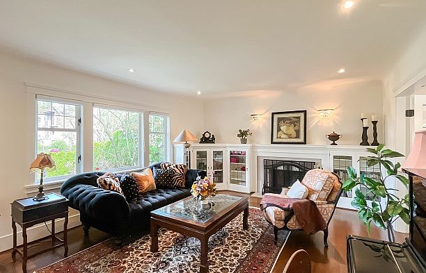 4058 W 31st Avenue Dunbar