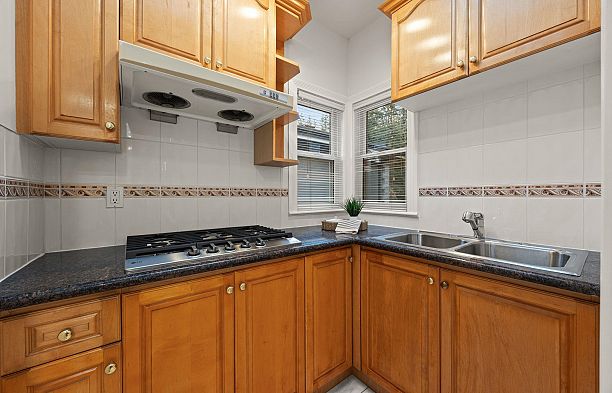 4087 SW Marine Drive Southlands