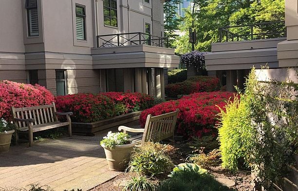 E102 628 W 12th Avenue Fairview VW