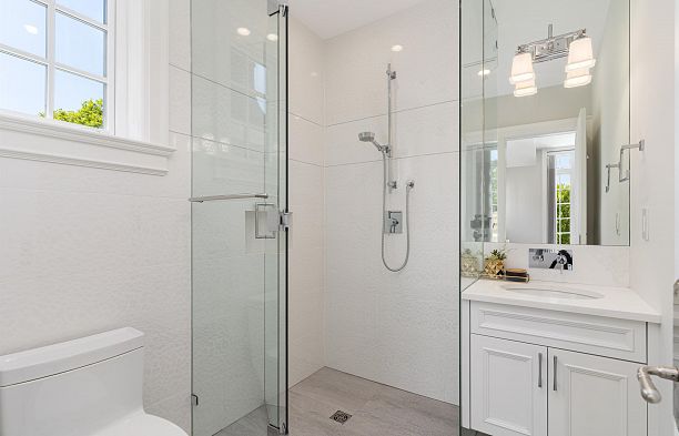 8083 Angus Drive S.W. Marine