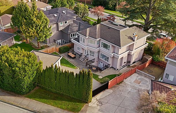 4087 SW Marine Drive Southlands