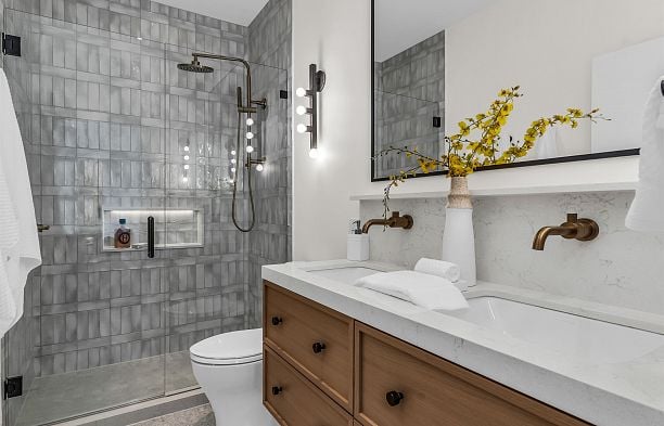 3 4088 Maple Crescent Quilchena