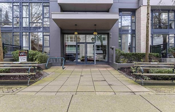 706 1650 W 7th Avenue Fairview VW