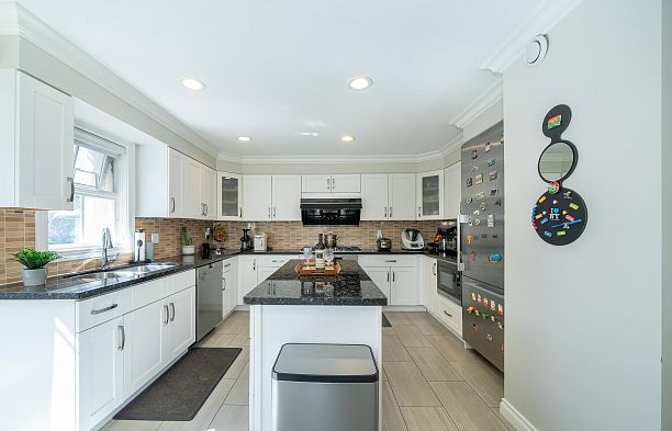 4049 W 27th Avenue Dunbar