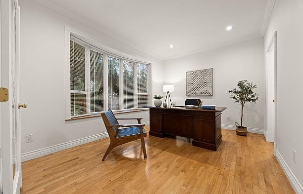 4087 SW Marine Drive Southlands