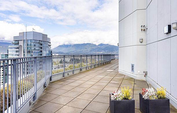 1604 1205 W Hastings Street Coal Harbour