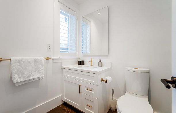 2040 W 58th Avenue S.W. Marine