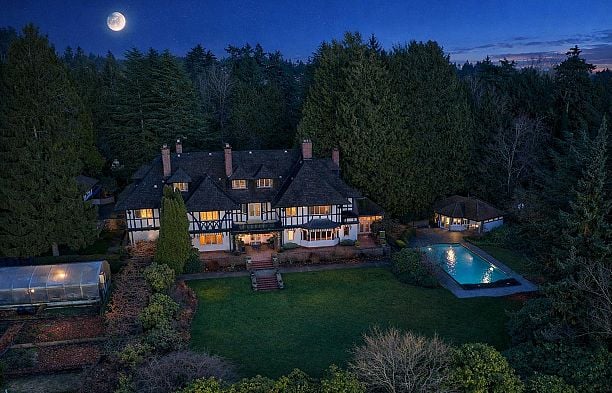 2206 SW Marine Drive Southlands