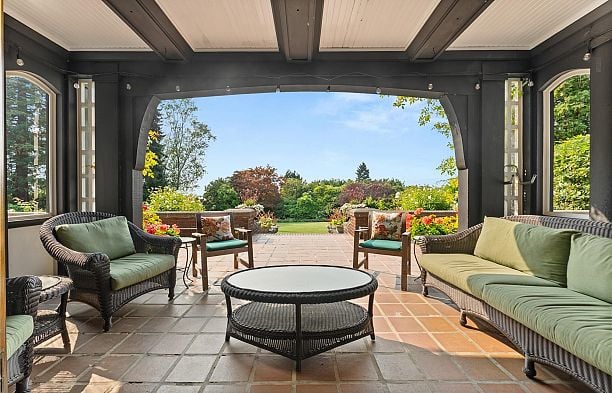 2206 SW Marine Drive Southlands