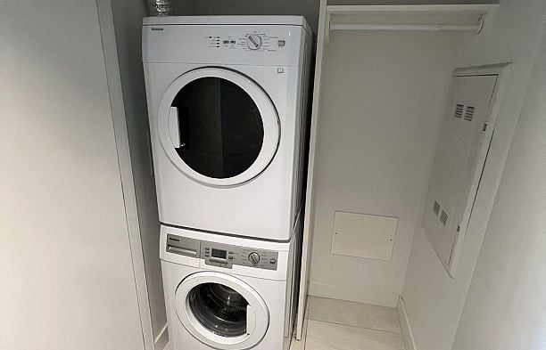 1706 8031 Nunavut Lane Marpole