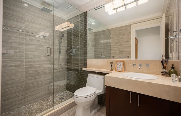 3176 W 35th Avenue MacKenzie Heights