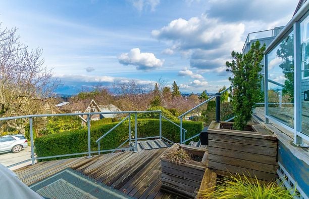 3762 W 13th Avenue Point Grey