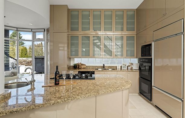 3043 Alma Street Point Grey