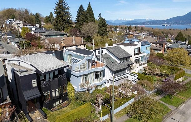 3043 Alma Street Point Grey