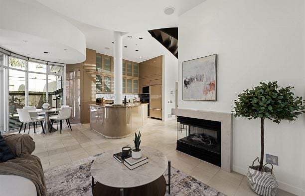 3043 Alma Street Point Grey