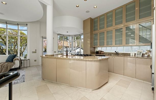 3043 Alma Street Point Grey